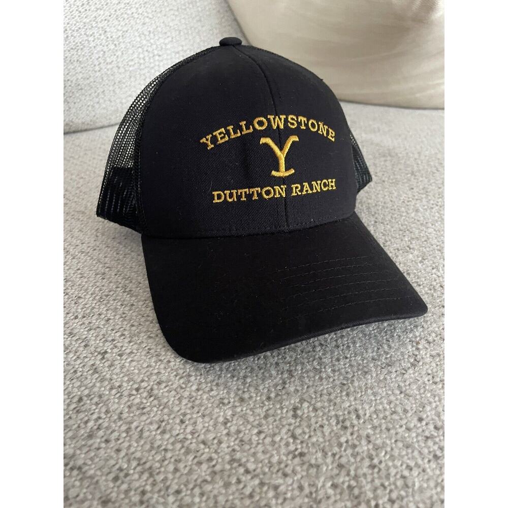 Yellowstone Dutton Ranch Adjustable Snapback Black Mesh Trucker Hat, OFFICIAL